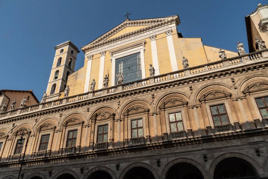 apostoli church